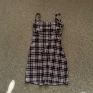 Cute dress from hollister. Pink purple and black!!